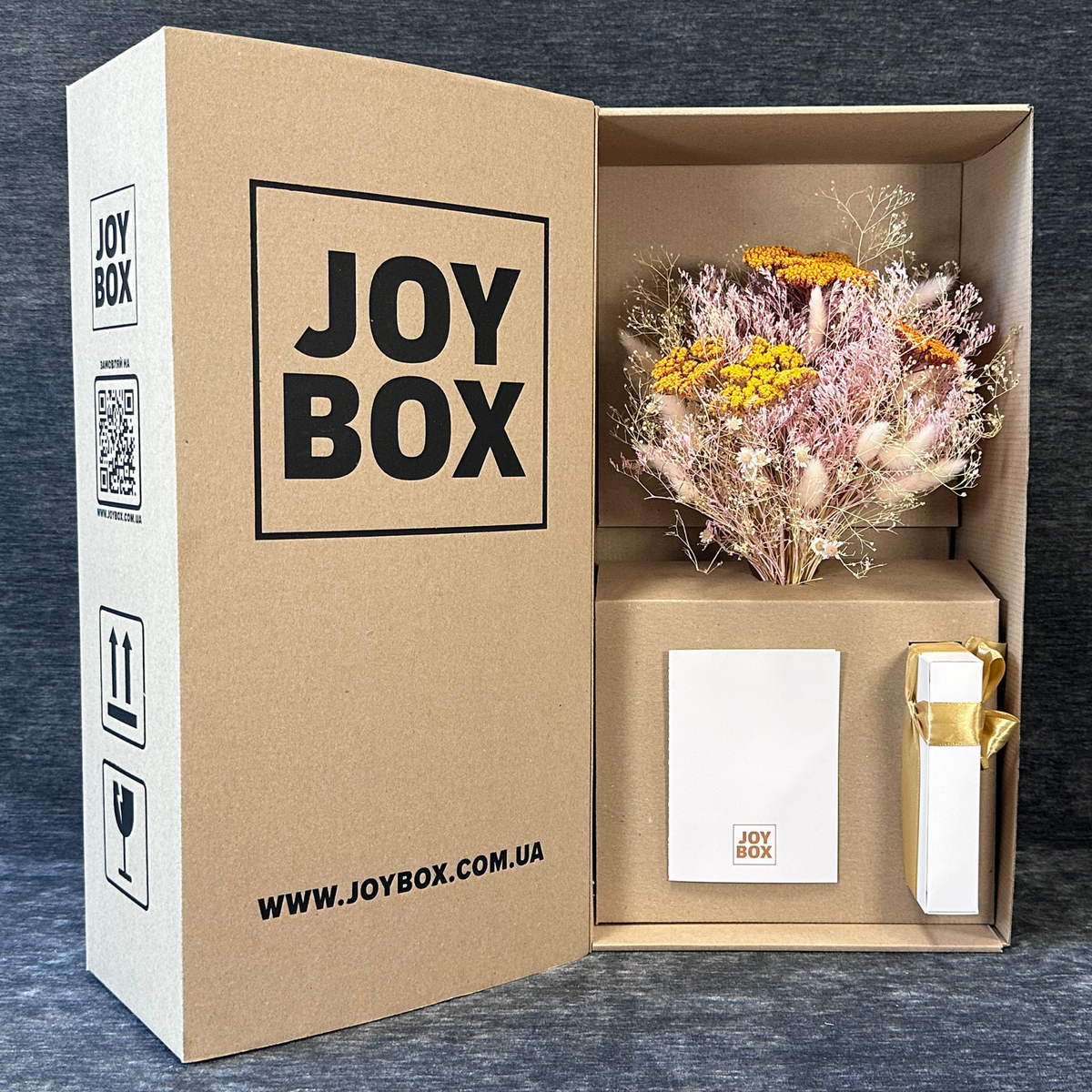 Подарунковий набір: букет із сухоцвітів та шоколадні цукерки JOY BOX "Лагідна мрія"